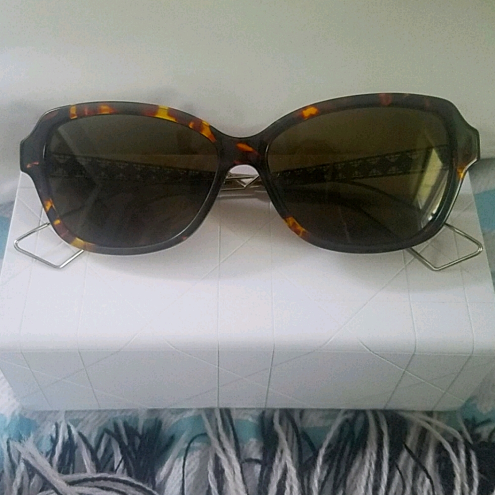 Christian Dior diorama 5 sunglasses